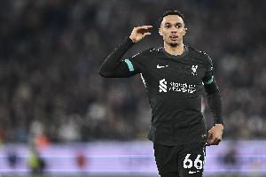 开云娱乐-哈曼：若以赢得金球奖为目的，阿诺德应忘记皇马留在利物浦