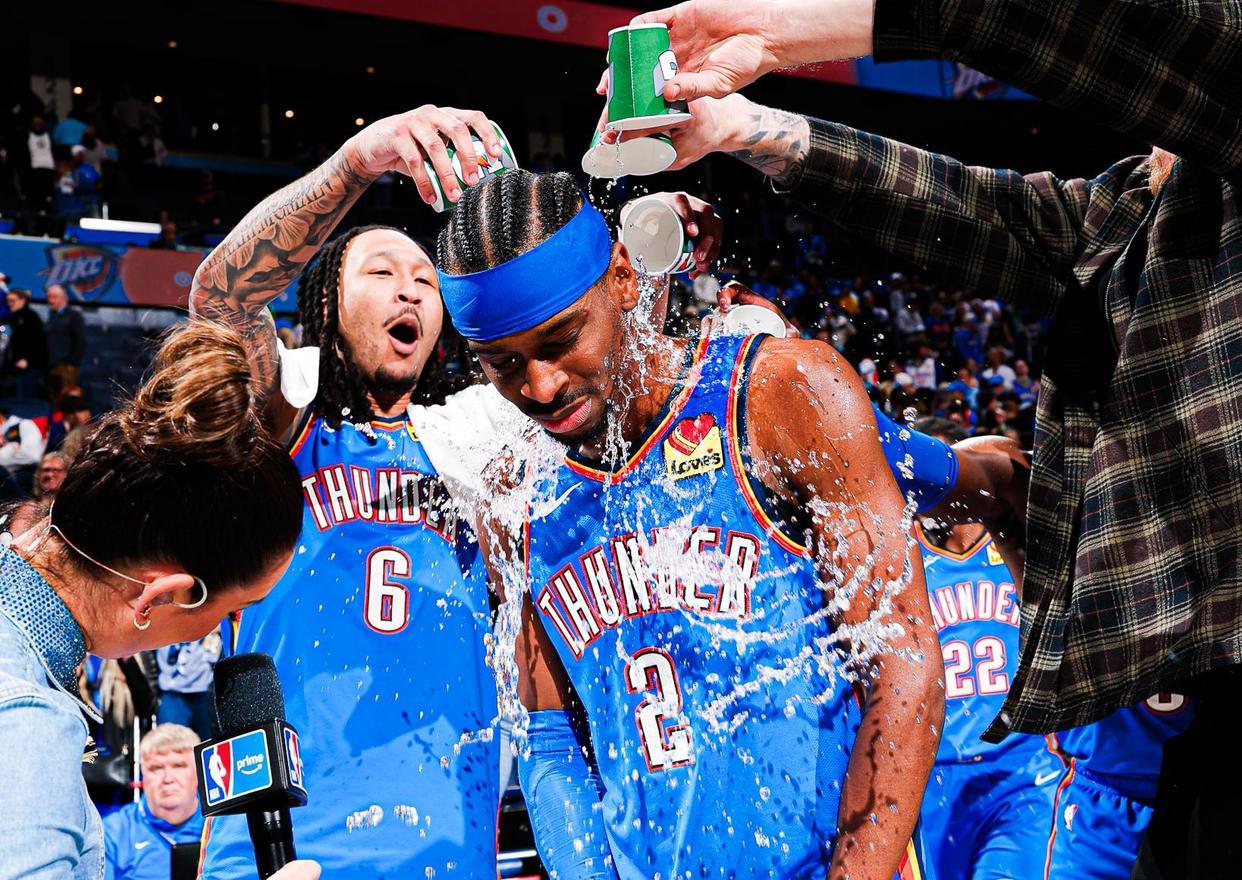 开云官网-55分+47分+46分！历史首人！这就是他能拿4年2.7亿顶薪美金的原因