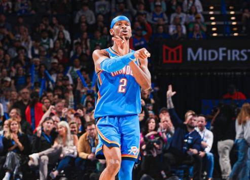 开云官网-55分+47分+46分！历史首人！这就是他能拿4年2.7亿顶薪美金的原因