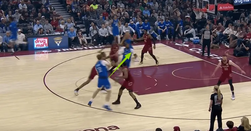 kaiyun-27+10率队爆冷战胜骑士！解析弗拉格本赛季阅读防守传球表现