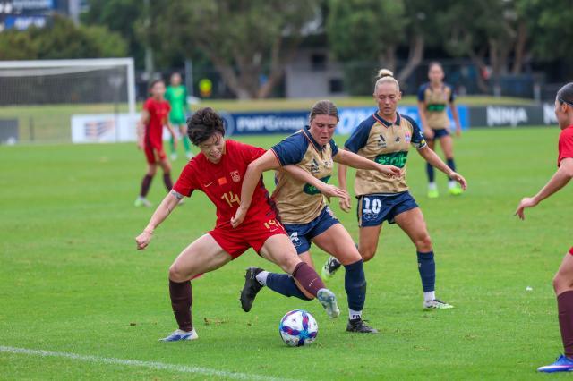 开云APP-女足首战孟加拉国 高龄化的她们有“秘密武器”？