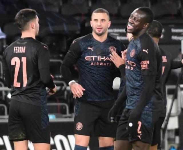 瓜帅自豪史无前例15连胜 英媒再炒曼城“全冠王”